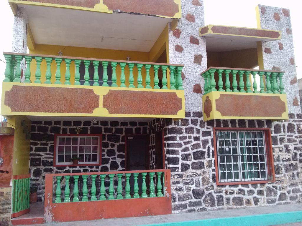 ホテルCasa Laguna Lagartos Río Lagartos エクステリア 写真