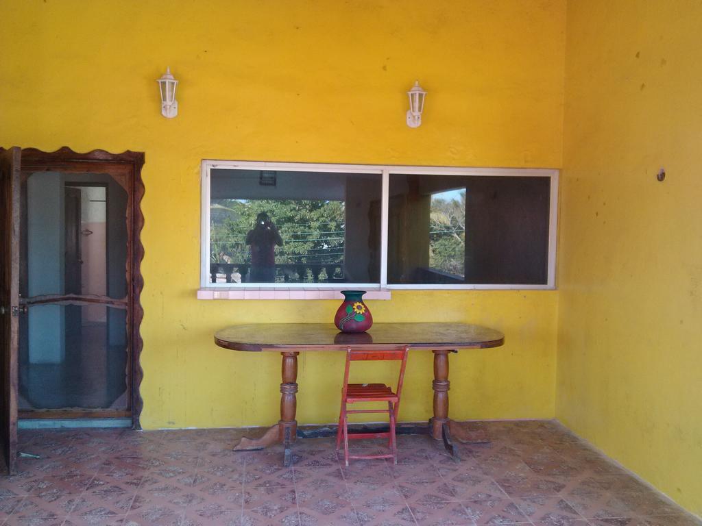 ホテルCasa Laguna Lagartos Río Lagartos エクステリア 写真