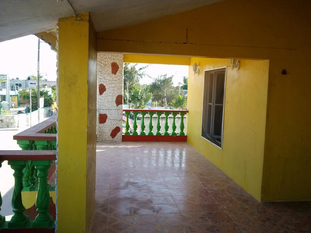 ホテルCasa Laguna Lagartos Río Lagartos エクステリア 写真